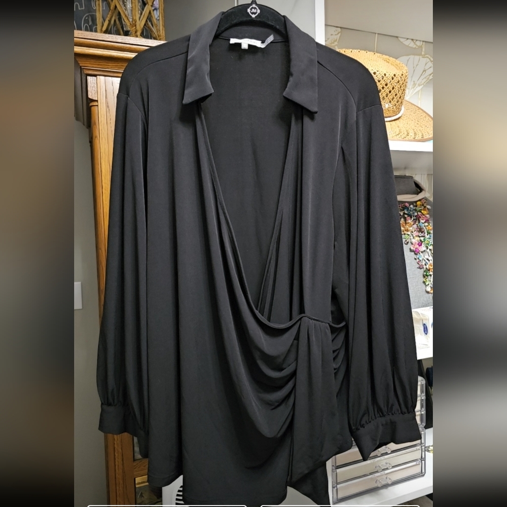 Calvin Klein Woman Plus Size 2X Black Knit Wrap Tie Stretch Top EUC